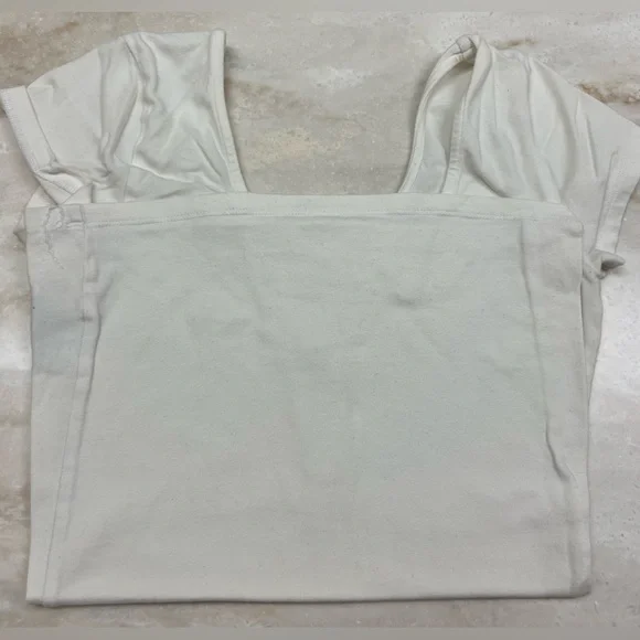 Guess Zip Front Short Sleeve Top - Picture 3 of 3
